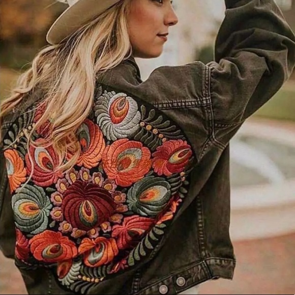 Jackets & Blazers - Embroidered Distressed Oversized Denim Jacket